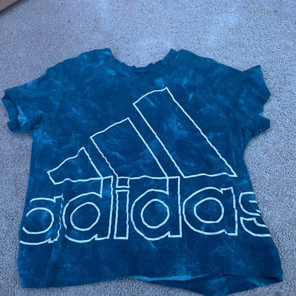 I’m selling this because it no longer fits!